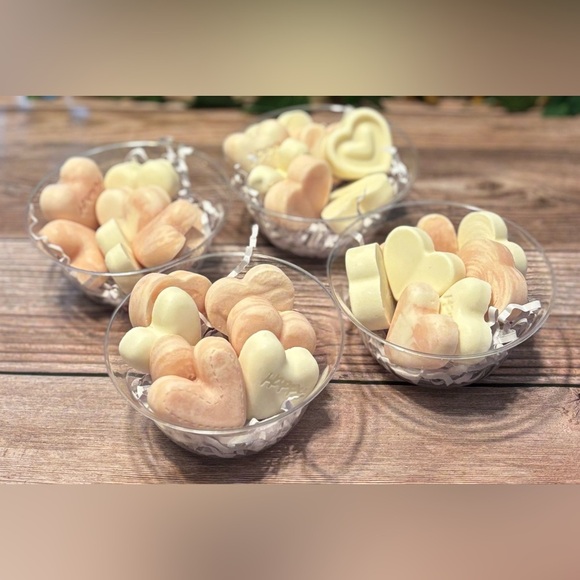 Hand crafted artisan heart soaps set - close out deal - Picture 2 of 4